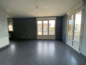 Appartement en location à Beligneux / 2 pièces 65 m²
