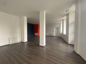 Local Commercial en location à Meximieux / 1 pièce 59 m²