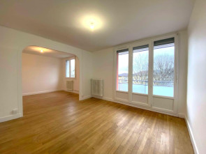 Appartement en location à Miribel / 2 pièces 60 m²