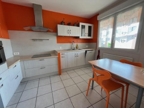 Appartement en location &agrave; Peronnas / 3 pi&egrave;ces 65 m&sup2;