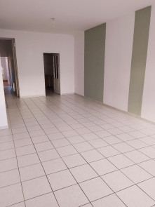 Appartement en location &agrave; Montluel  / 3 pi&egrave;ces 84 m&sup2;