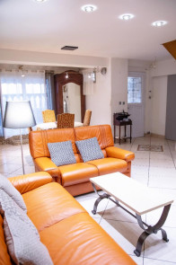 Maison en vente à St maurice de beynost / 4 pièces 145 m²