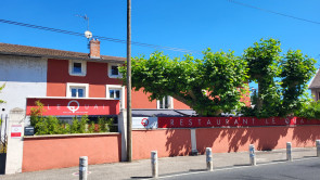 Local Commercial en vente &agrave; Miribel /  700 m&sup2;